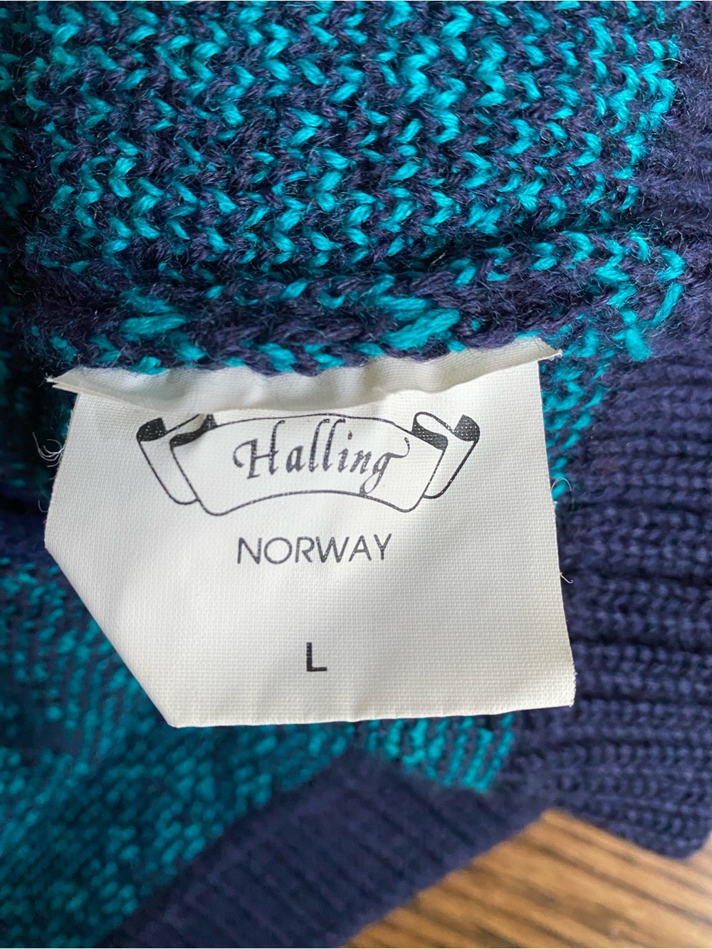 Vintage Halling Norway Norwegian Teal and Navy Patterned Cardigan Sweater - Picture 3 of 14